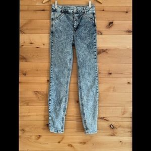 Free People Cyndi acid wash jeggings